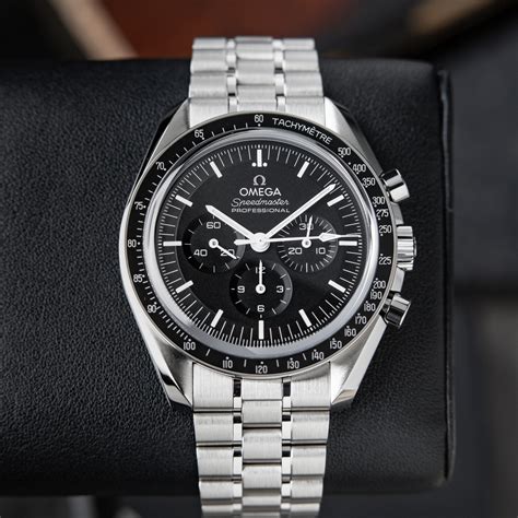 omega speedmaster moon watch kir|omega 3861 movement calibre.